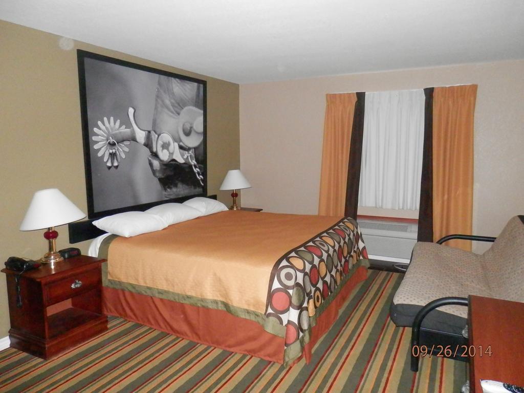 Super 8 By Wyndham Childress Motel Kültér fotó