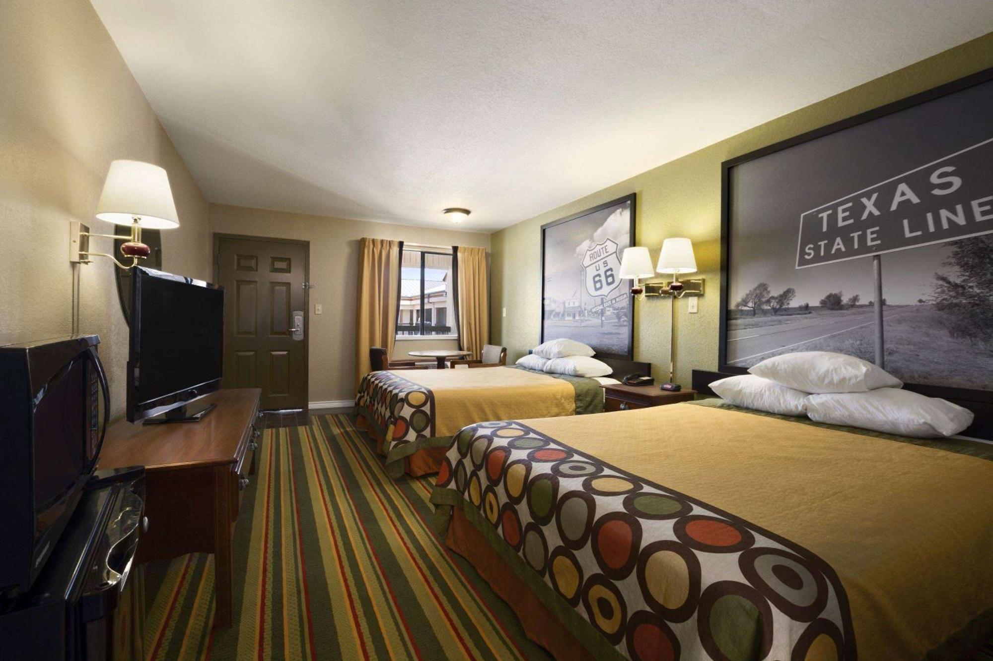 Super 8 By Wyndham Childress Motel Kültér fotó